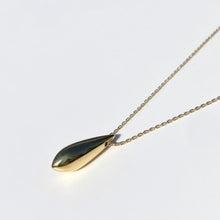 Učitaj sliku u preglednik galerije, Gold Drop necklace