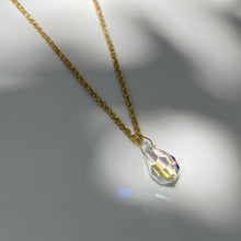 Učitaj sliku u preglednik galerije, Zlatna Magic Crystal ogrlica