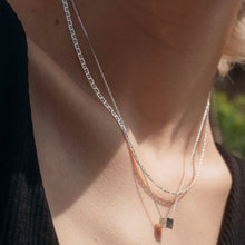 Load image into Gallery viewer, Silver Dice necklace