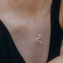 Load image into Gallery viewer, Silver Triple Ring necklace