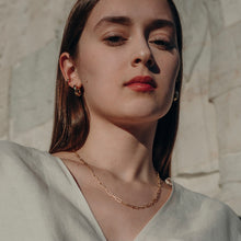 Load image into Gallery viewer, Gold Anker necklace