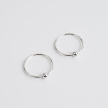 Load image into Gallery viewer, Silver Creole Bead earrings
