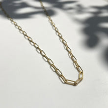 Load image into Gallery viewer, Gold Anker necklace