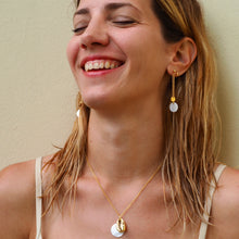 Load image into Gallery viewer, Gold Kiki Seashell necklace