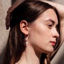 Load image into Gallery viewer, Silver Pearl Creole earrings